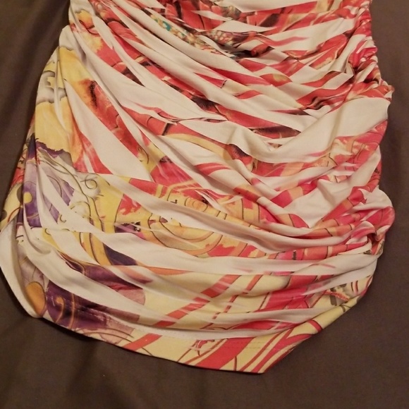 ONE SHOULDER ANYONE?!!!!💕💕💕 - Picture 4 of 5